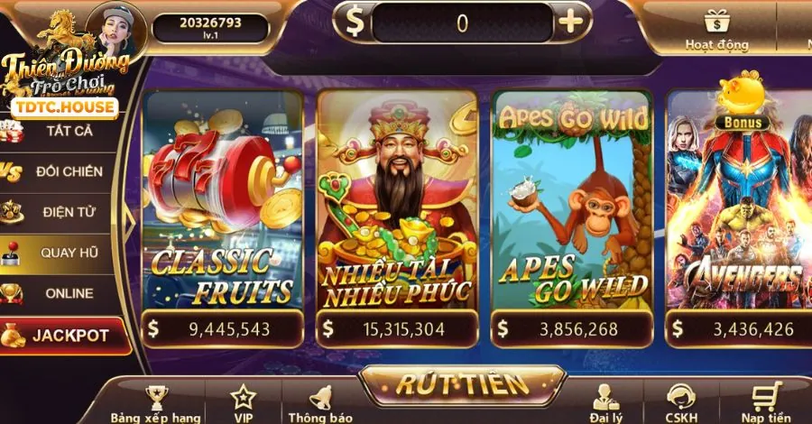 Giao diện người dùng thân thiện của FU88, hiển thị các tính năng như livestream đá gà chất lượng cao, bảng tỷ lệ cược đa dạng, và hệ thống bảo mật an toàn. Tông màu vàng đen của fu88 hiện đang mở.
